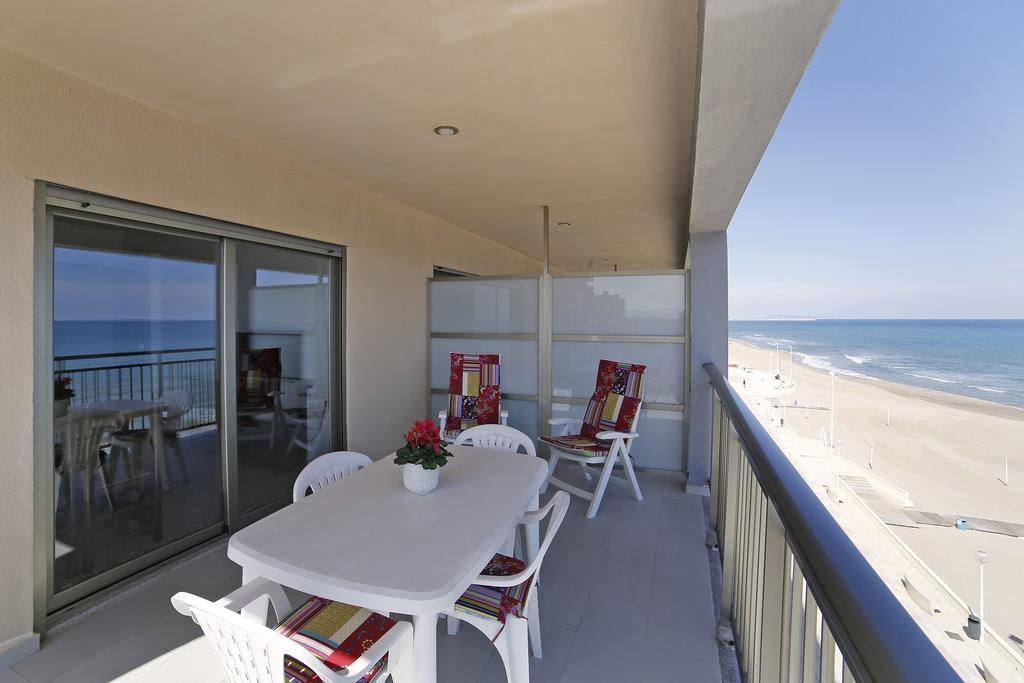 Apartamento Frente Al Mar بيلريجارد المظهر الخارجي الصورة